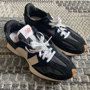 Women’s New Balance 327 Athletic Shoes in White and Mineral Red, US Size 8.5